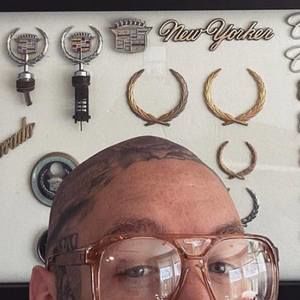 Meet your Posher, Tom